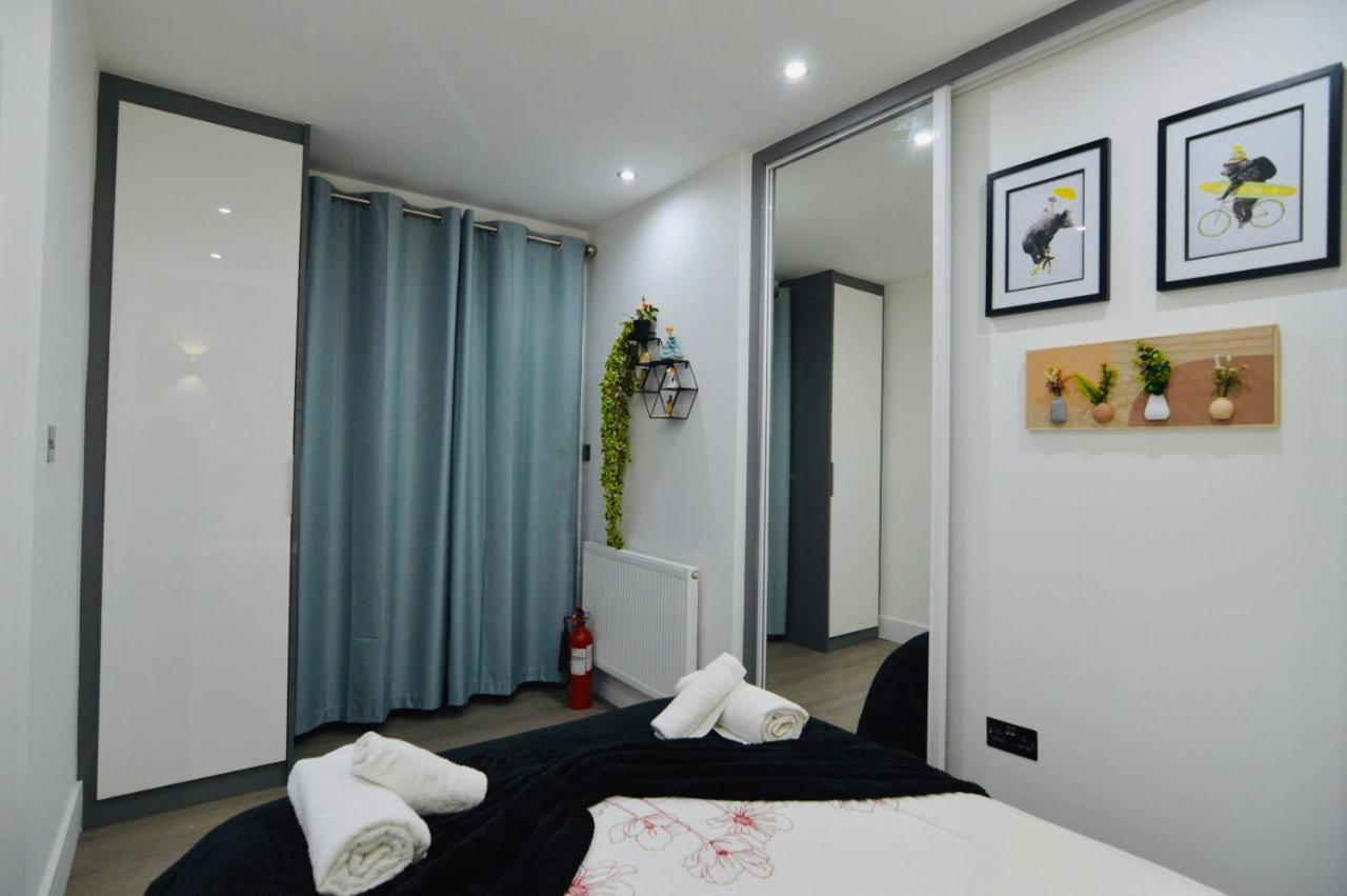 Executive Central Self Contained Flat By Cozynest Reading Eksteriør billede