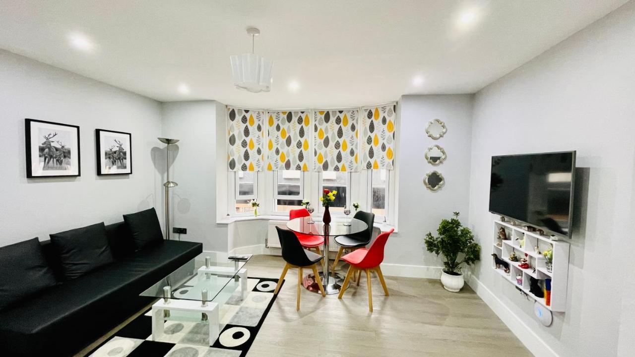 Executive Central Self Contained Flat By Cozynest Reading Eksteriør billede